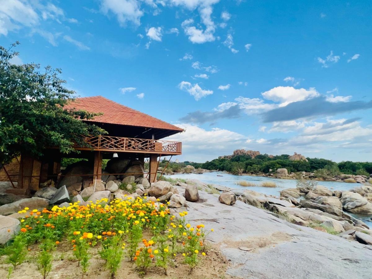 Leo Wodden Resort Hampi Exterior photo