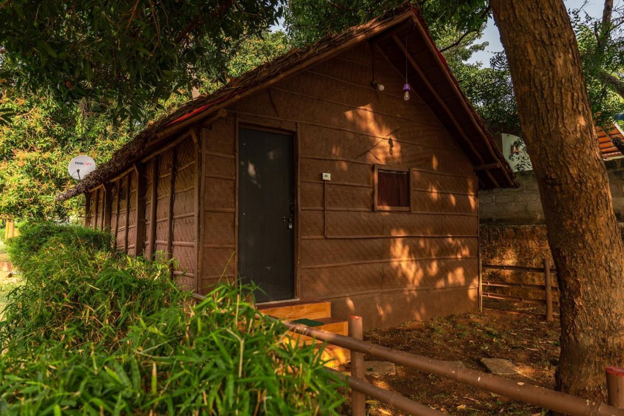 Leo Wodden Resort Hampi Exterior photo